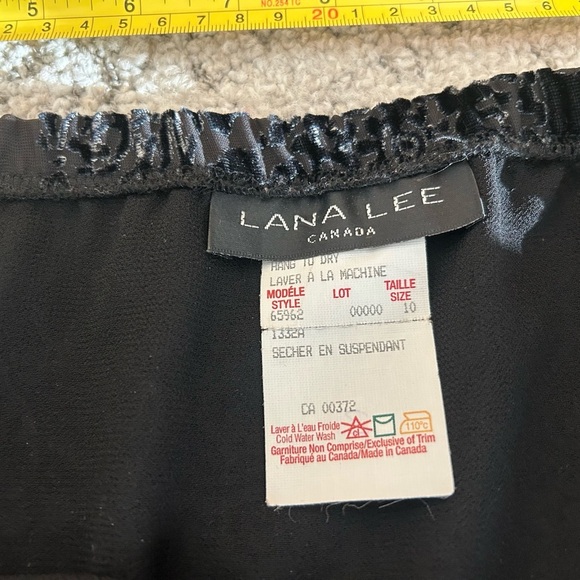 Lana Lee 2 piece shirt/skirt size 10 in excellent condition sheer/velour effect - Picture 7 of 12